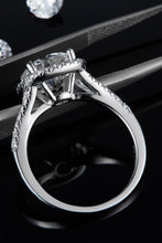 Load image into Gallery viewer, 3 Carat Moissanite Halo Ring