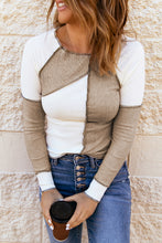 Load image into Gallery viewer, Color Block Exposed Seam Knit Top