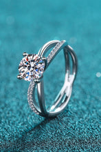 Load image into Gallery viewer, 1 Carat Moissanite Crisscross Split Shank Ring