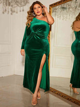 Load image into Gallery viewer, Plus Size One-Shoulder Twisted Split Dress - hc
