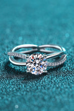 Load image into Gallery viewer, 1 Carat Moissanite Crisscross Split Shank Ring