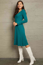 Load image into Gallery viewer, Culture Code Full Size Chevron Upper Bodycon Midi Dress