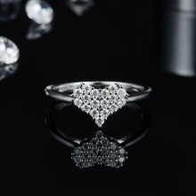 Load image into Gallery viewer, Moissanite 925 Sterling Silver Heart Ring
