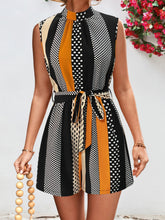 Load image into Gallery viewer, Tied Color Block Sleeveless Romper
