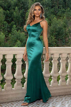 Load image into Gallery viewer, Strappy Backless Maxi Dress - hc
