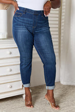 Load image into Gallery viewer, Judy Blue Full Size Skinny Cropped Jeans
