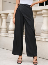 Load image into Gallery viewer, Tied Wide Leg Pants
