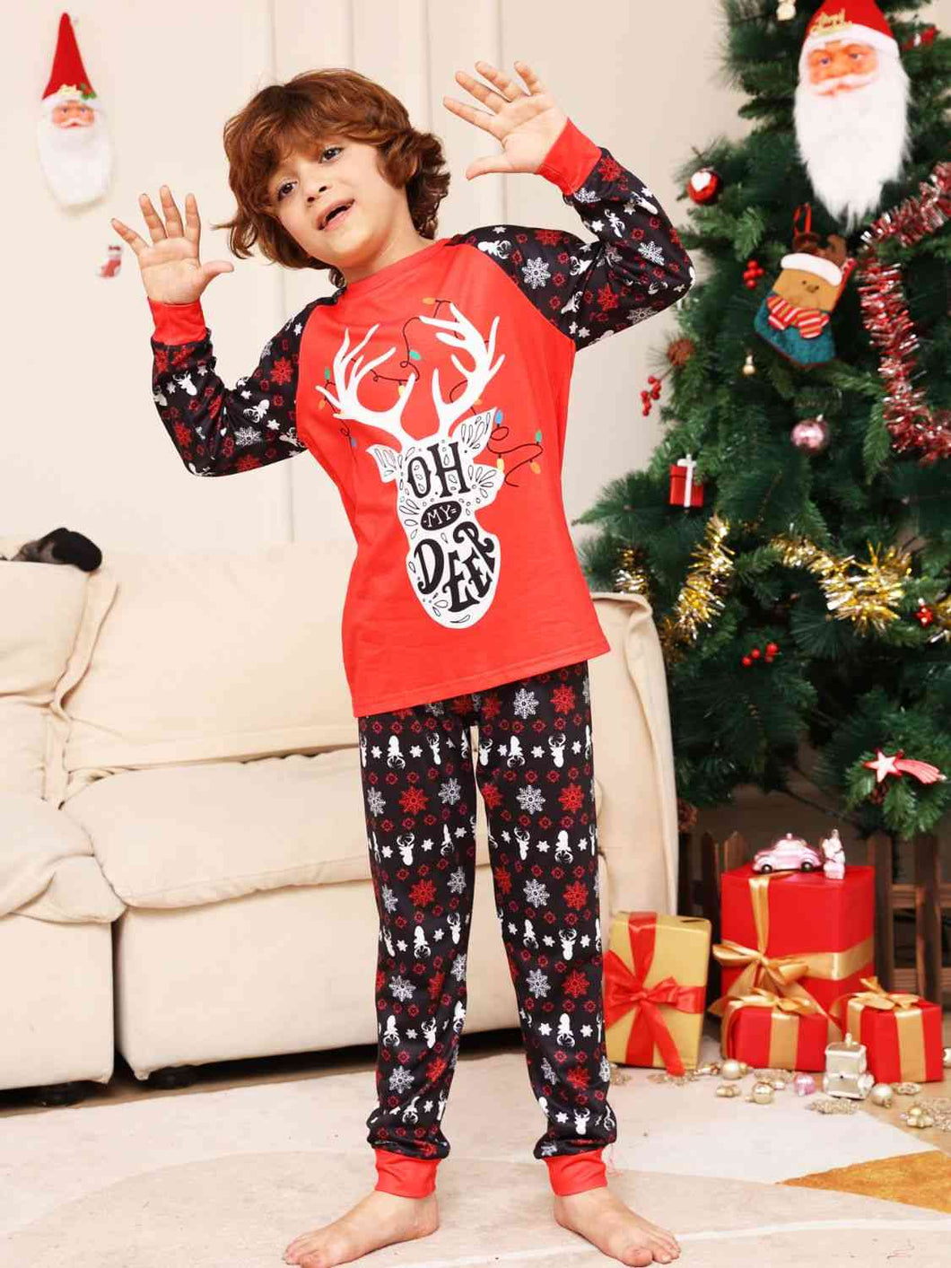 Reindeer Graphic Top and Pants Set - oh deer