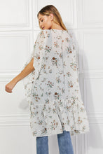 Load image into Gallery viewer, Justin Taylor Meadow of Daisies Floral Kimono
