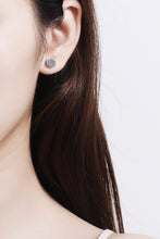 Load image into Gallery viewer, 1 Carat Moissanite Floral-Shaped Stud Earrings
