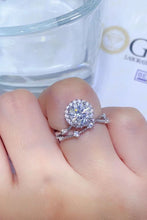 Load image into Gallery viewer, 1 Carat Moissanite Platinum-Plated Ring
