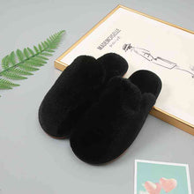 Load image into Gallery viewer, Faux Fur Slippers
