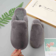 Load image into Gallery viewer, Faux Fur Slippers
