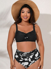 Load image into Gallery viewer, Plus Size Printed Gathered Detail Bikini Set
